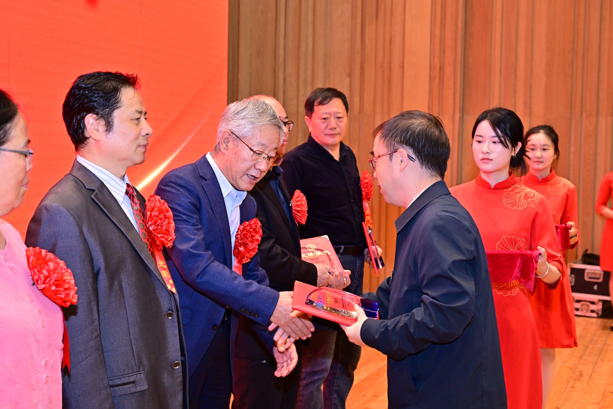 微信图片_20231215193252.jpg